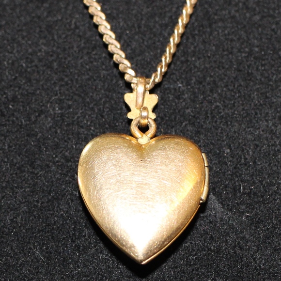 12K GF Vintage Gold Filled Heart Locket Pendant - Picture 2 of 7